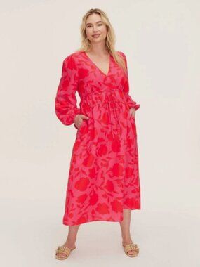white christmas dresses Tenille Dress in Crinkle Chiffon – Draper James